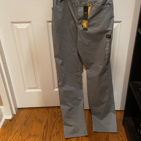 NWT Lee Women's Haze Gray Straight Leg Pants 6L - Picture 3 of 10